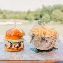 Foto von Tavern at Weathervane Golf Club Restaurant