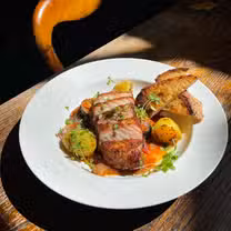 Una foto del restaurante The Duke of Oxford