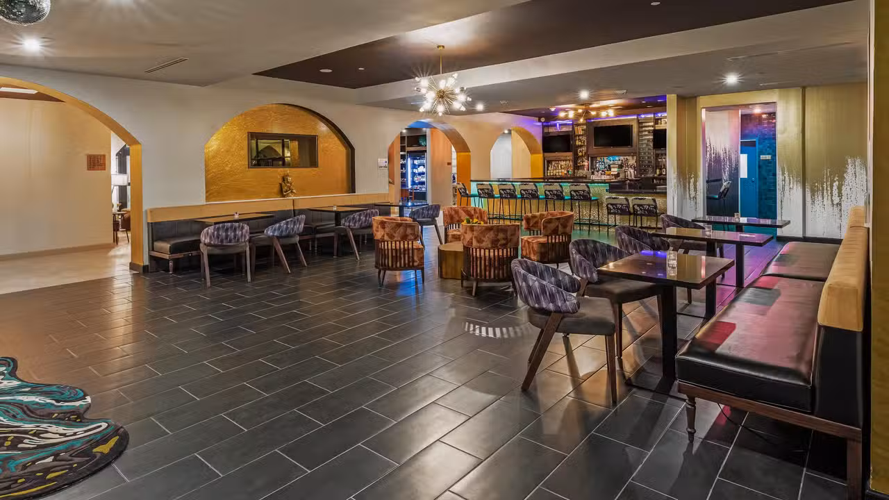 Interior - Crudo, Spring, TX