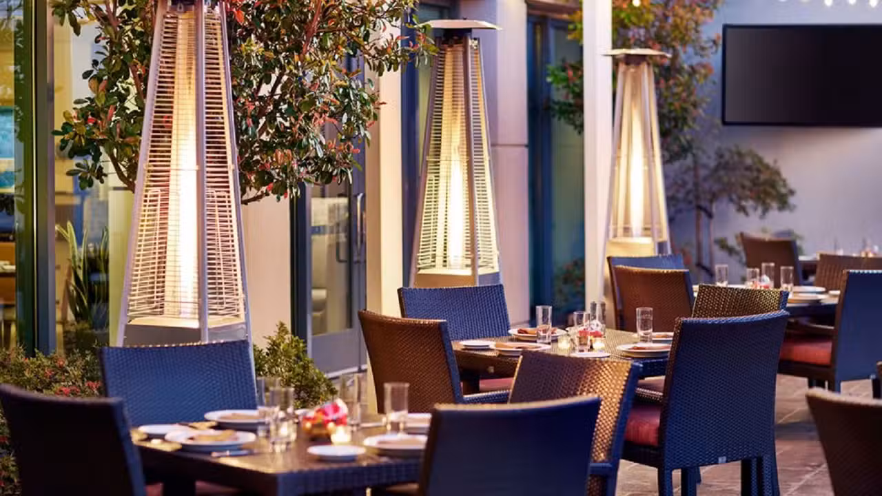 Interior - Citrus Fresh Grill - Renaissance Walnut Creek Hotel, Walnut Creek, CA