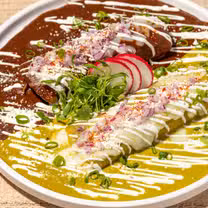 A photo of South of Nick's - Del Mar restaurant