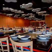 A photo of Shinto Japanese Steakhouse & Sushi Lounge - Naperville restaurant