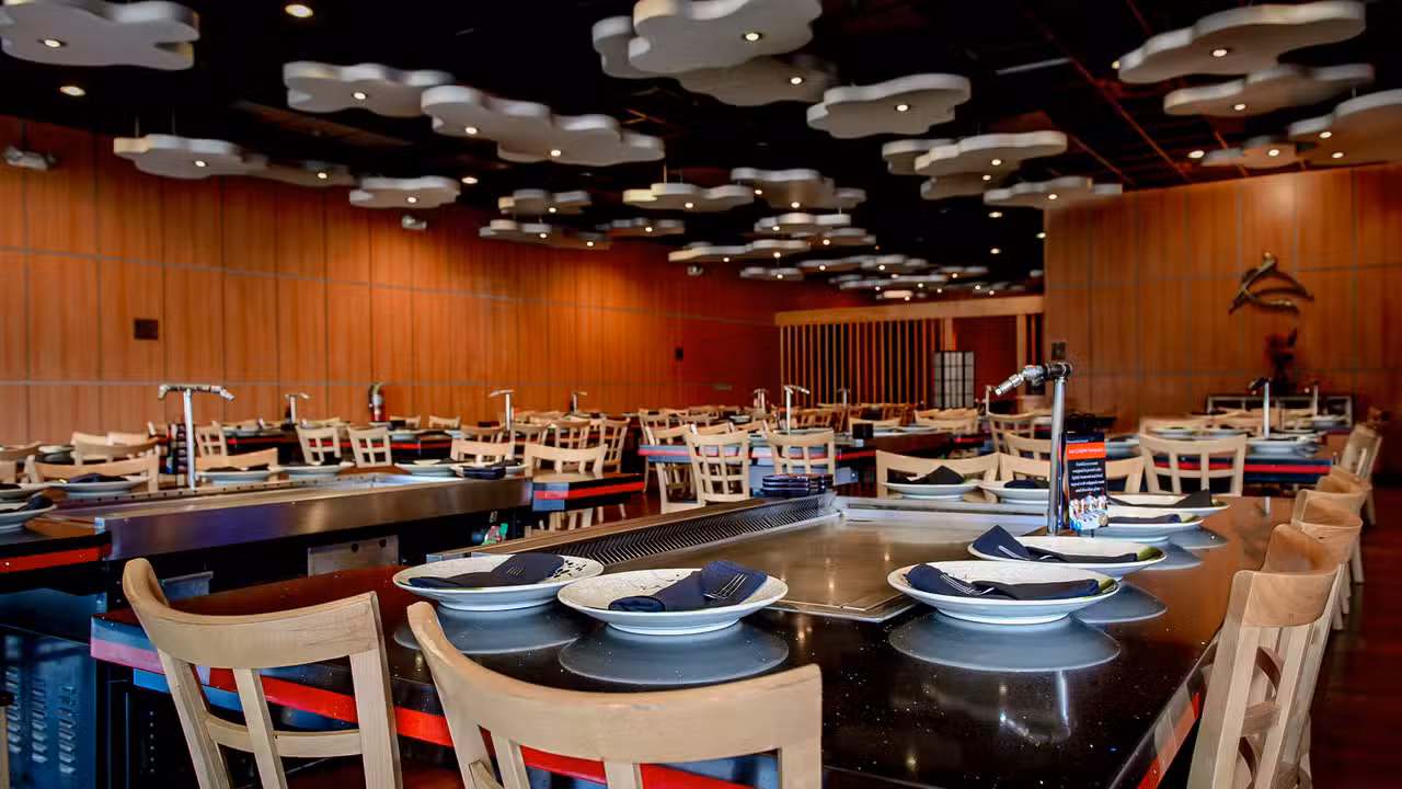 Interior - Shinto Japanese Steakhouse & Sushi Lounge - Naperville, Naperville, IL