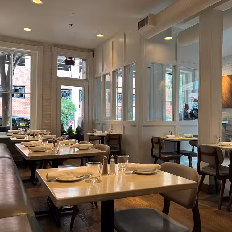 Interior - The Hard Shell - Downtown, Richmond, VA