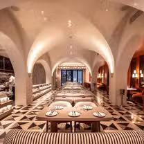 A photo of Daphne restaurant