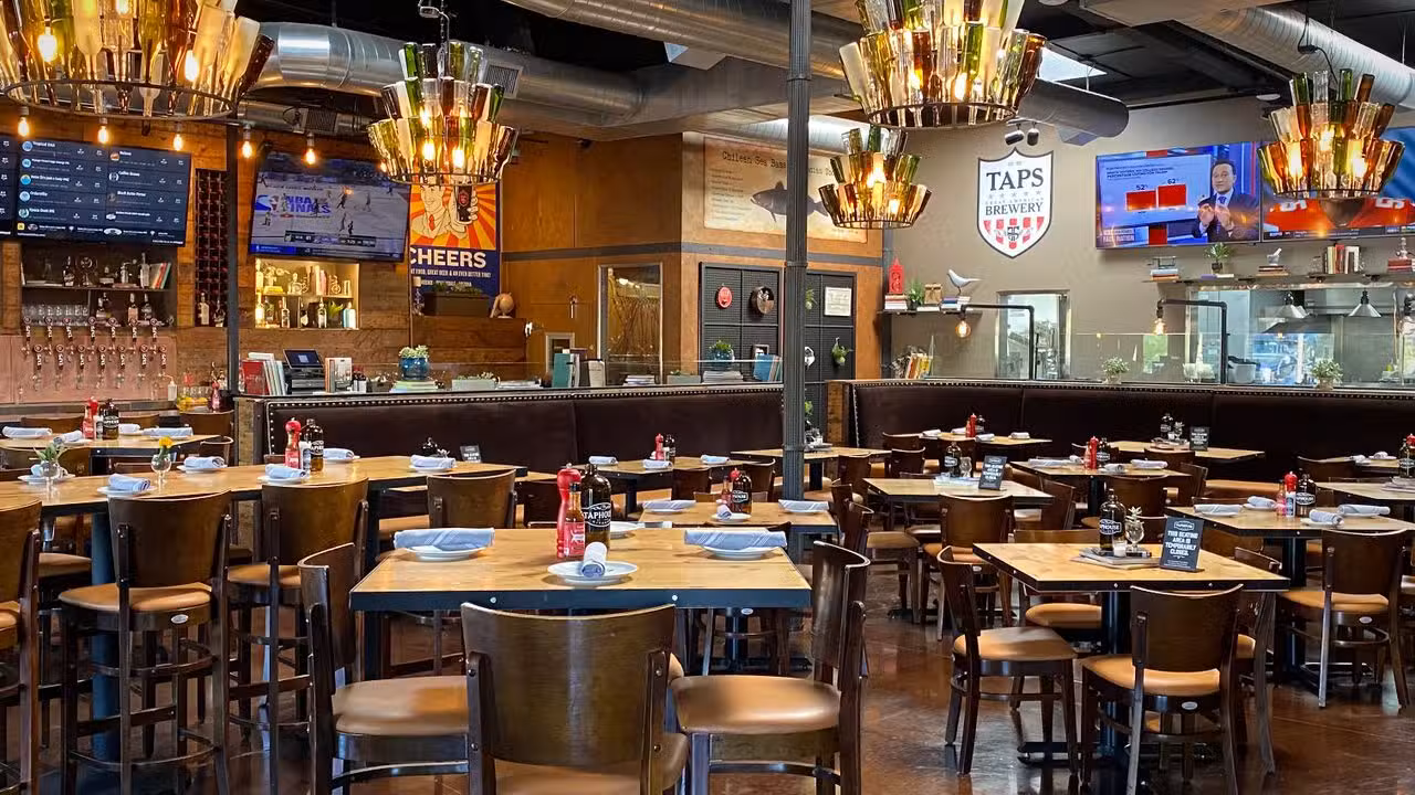 Binnenkant - Urge Taphouse Kitchen, Scottsdale, AZ
