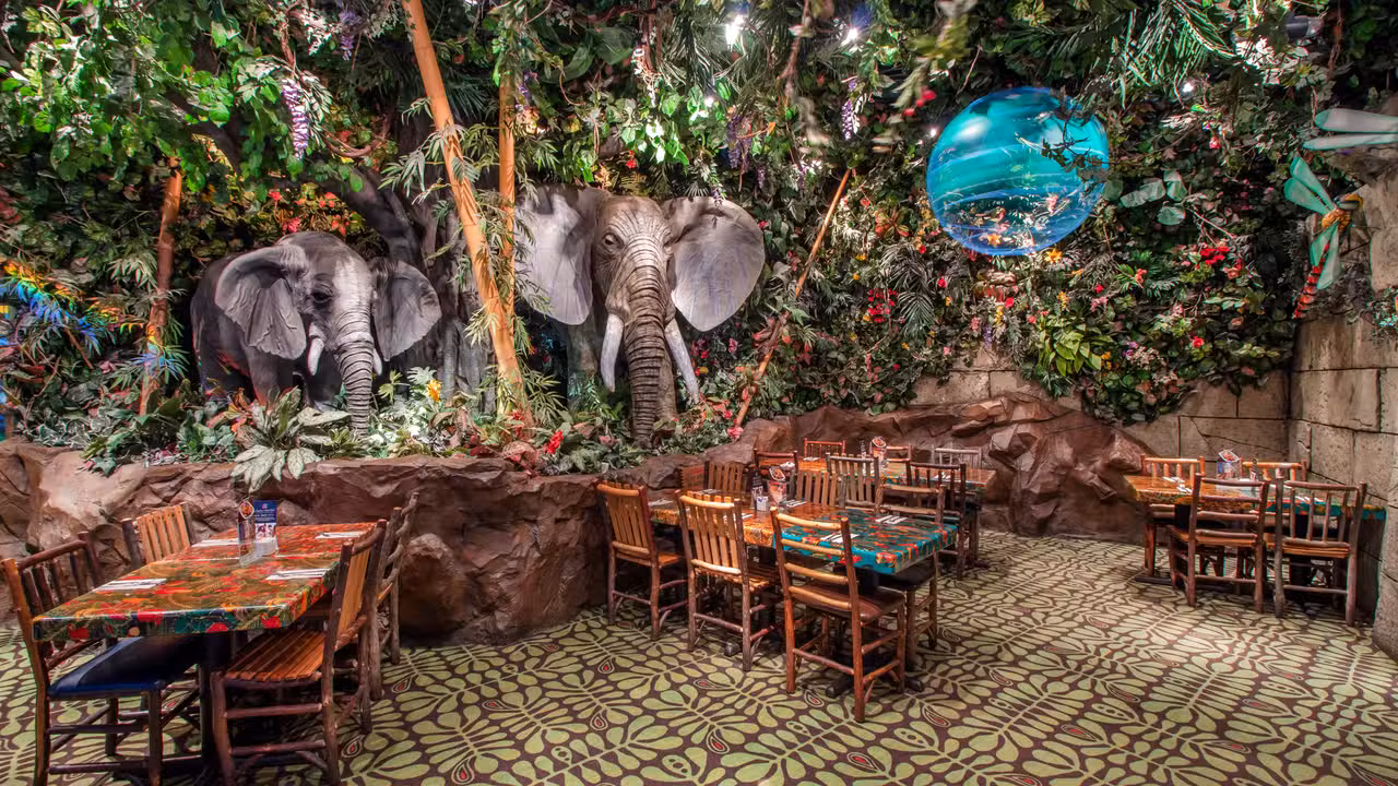 Rainforest Cafe - Detroit Great Lakes, Auburn Hills, MI