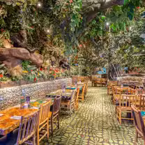 A photo of Rainforest Cafe - Chicago Gurnee restaurant