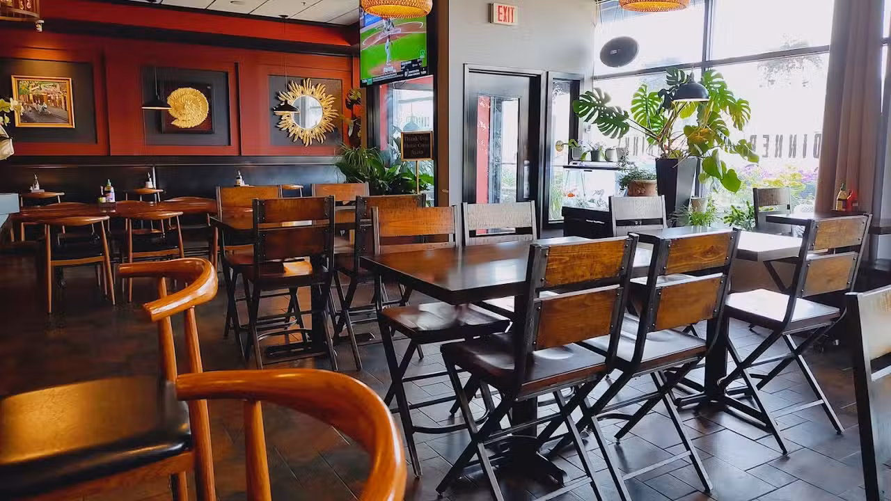 Interior - Kim's Pho Vietnamese Kitchen + Bar, Fairfax, VA