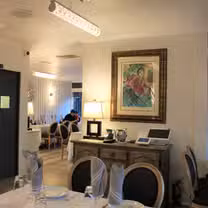 A photo of Chouchou French Bistro Burlingame restaurant