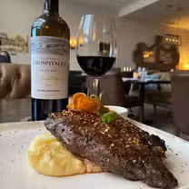 Una foto del restaurante Maxwell's Steak & Seafood