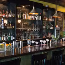 A photo of Crumb & Spigot - Chagrin Falls restaurant