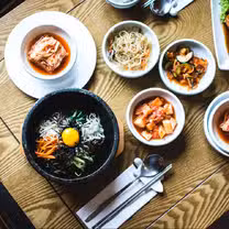 Una foto del restaurante Bros Korean BBQ & Sushi