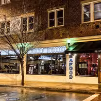 A photo of Billy's Roanoke restaurant