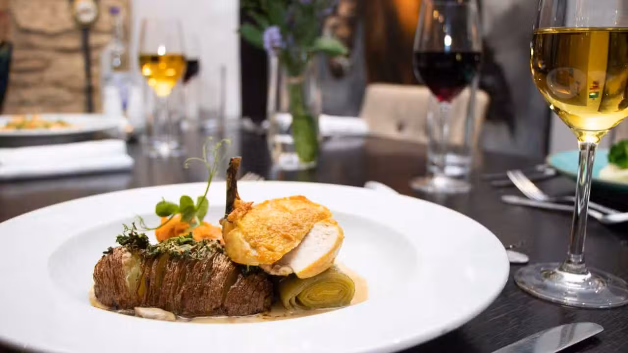 Dinner @ The Holt Hotel, Steeple Aston, Oxfordshire