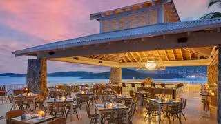 A photo of Luna Mar restaurant