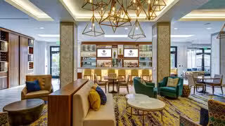 A photo of Parkway Grille Bar + Restaurant - Hilton restaurant