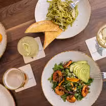 A photo of Evanston Corner Bistro restaurant