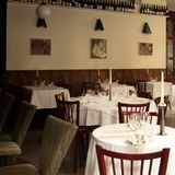 Cover image for Bistro Freddie
