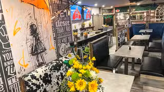 A photo of MadMacs restaurant