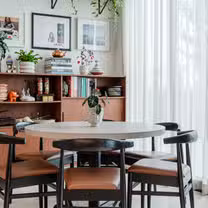 Una foto del restaurante Next Door Provisions