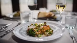 Een foto van restaurant Sweetwater Restaurant- Cobble Beach Resort