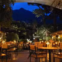 Foto von El Ciruelo Restaurant