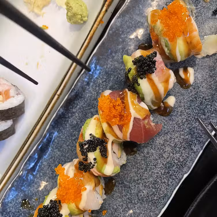 SUSHINOEN, London, 
