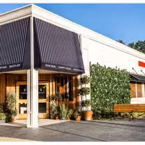 A photo of Hudson House - Lakewood restaurant
