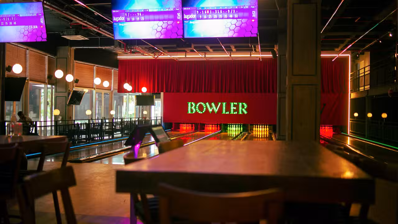 Líneas de Boliche - Bowler- Auriga, San Pedro Garza García, NLE
