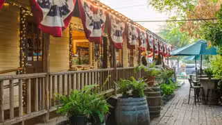 Una foto del restaurante LongLeaf Craft Kitchen + Bar