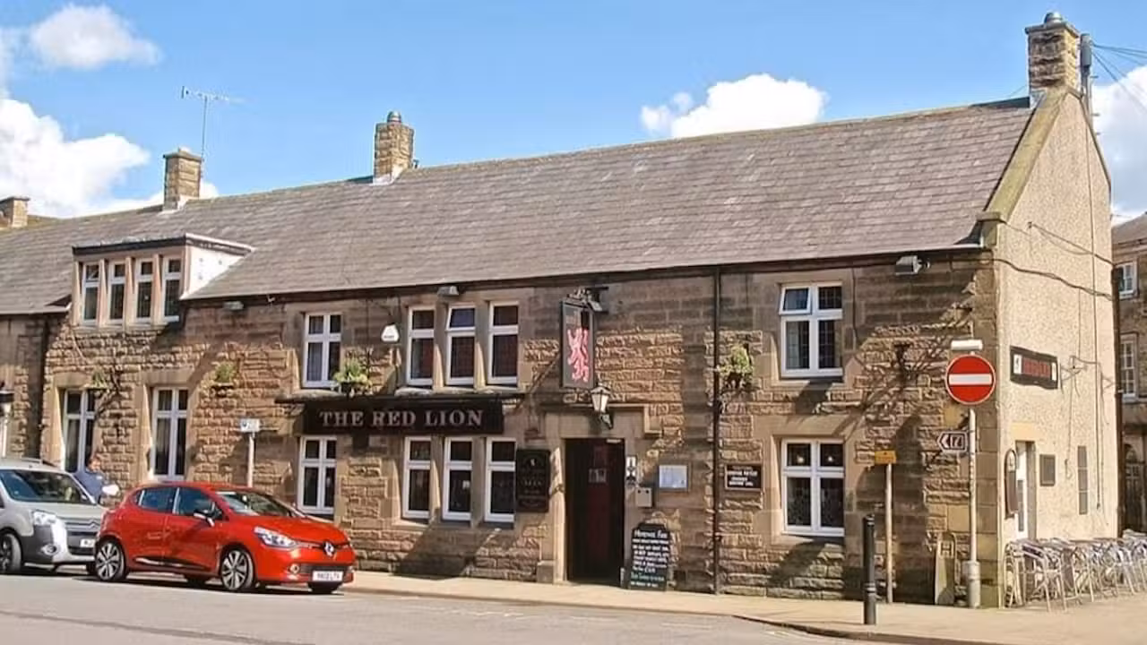 Redlion - Red Lion Bakewell, Bakewell, Derbyshire