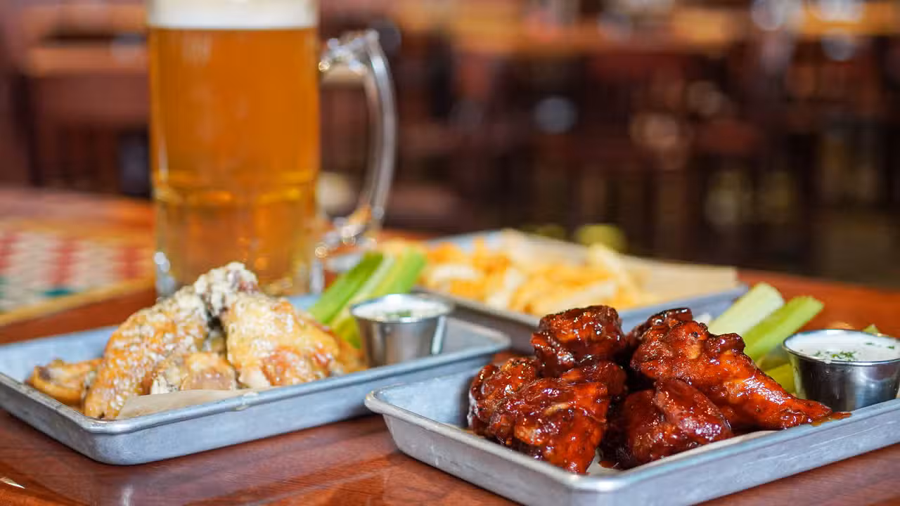 Craft Burger - Fox & Hound - Huntersville, Huntersville, NC