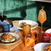 A photo of Farm Bar - Ravenswood restaurant