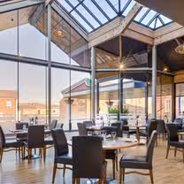 Een foto van restaurant Hardies Restaurant at Holiday Inn Bolton
