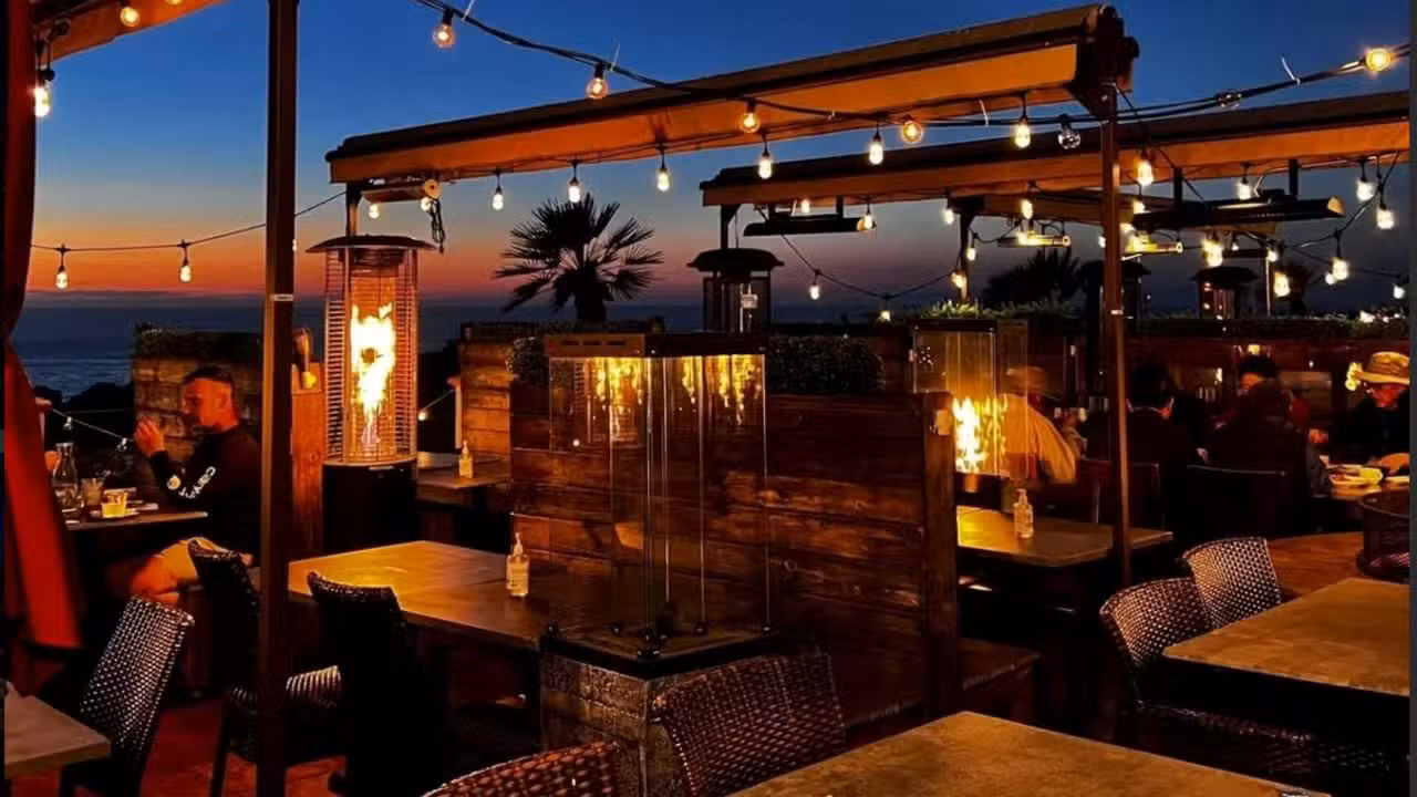 Screenshot -- At   Pm - Swan Thai Rpv, Rancho Palos Verdes, CA