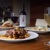 A photo of Captains Table Restaurant restaurant