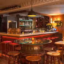Foto von Pierre Loti Union Square Restaurant