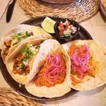 A photo of Hijo del Maíz Mauricio Ravel restaurant