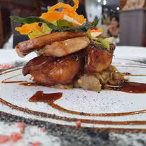 Una foto del restaurante La Chimenea Restaurante