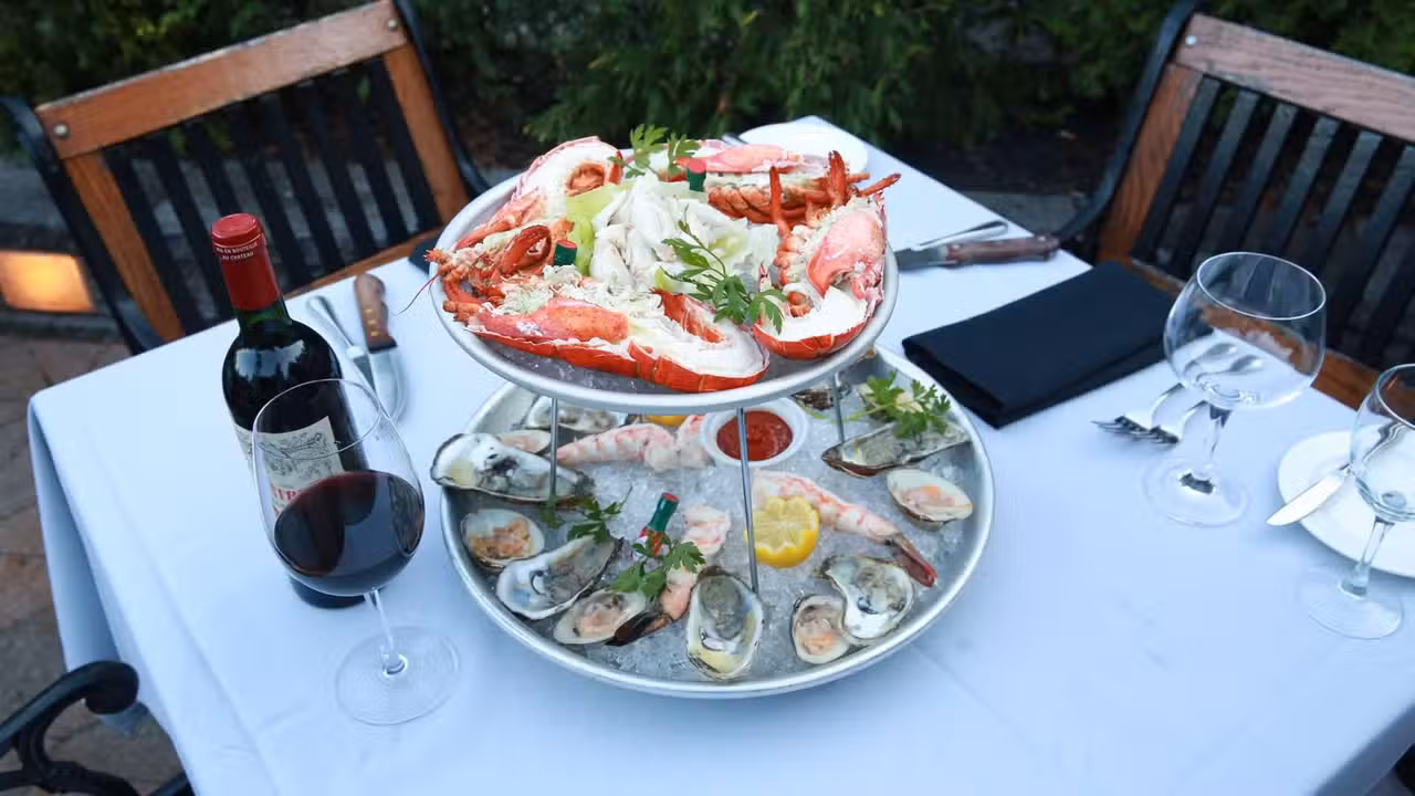 Flames Bar and Grill, Briarcliff Manor, NY