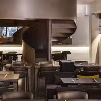 Una foto del restaurante Sticks'n'Sushi - Potsdamer