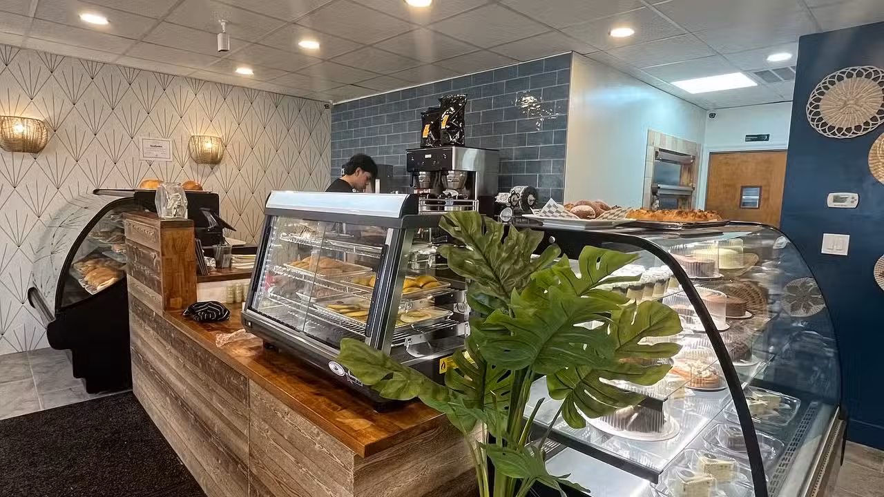 Interior - Mis Raices Restaurant & Bakery, Bethlehem, PA
