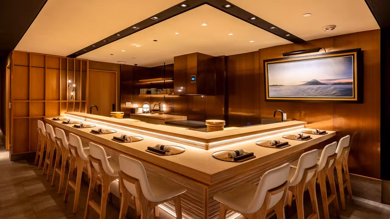 Interior - Yohei Sushi - KAHALA, Honolulu, HI