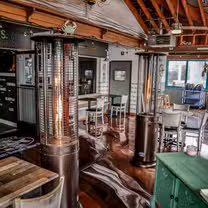Una foto del restaurante Captain Groovy's Grill & Raw Bar