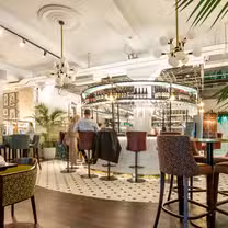 A photo of Ralph and Finns restaurant