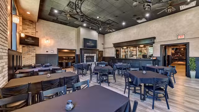 HMD Bar and Grill​の写真