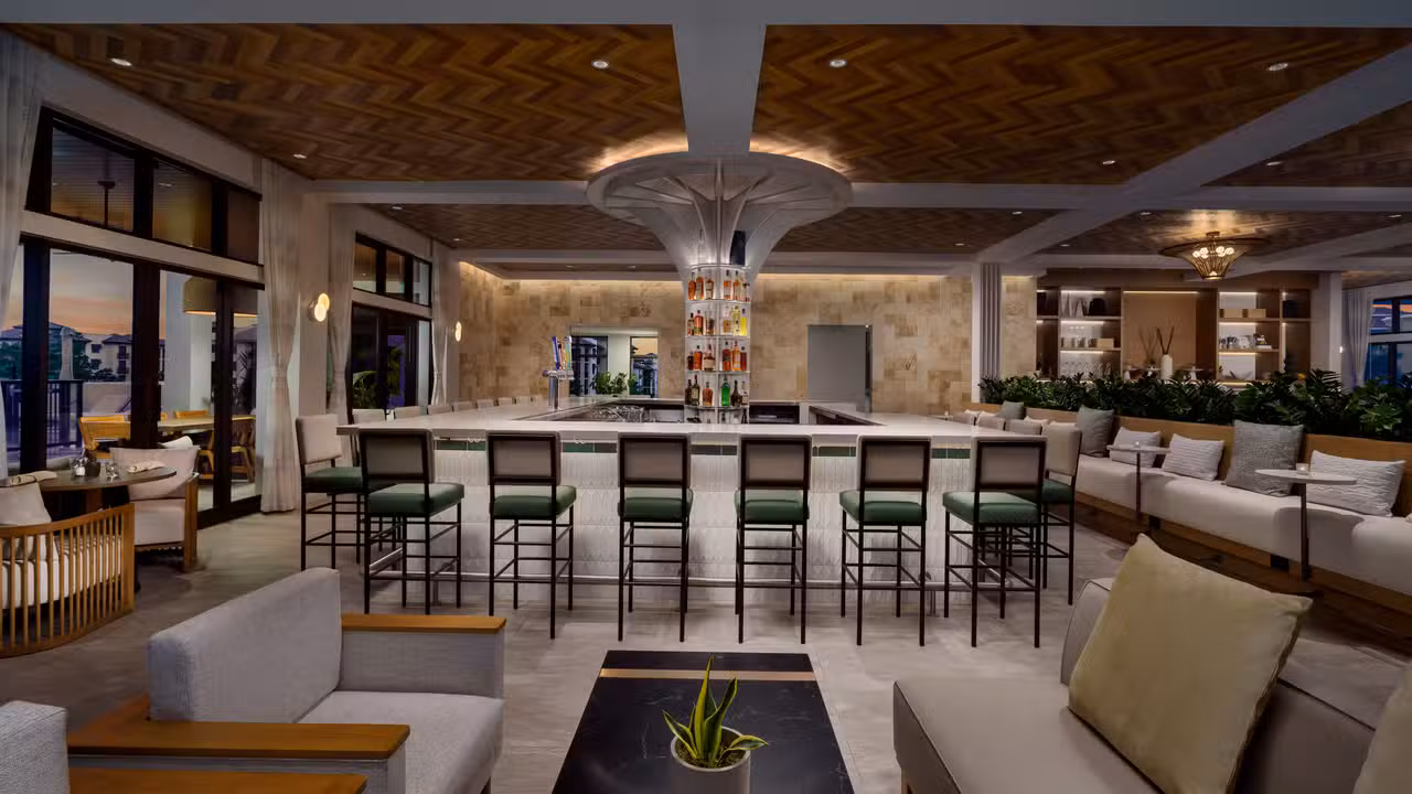 Bar - Limon Rooftop Bar FL Naples