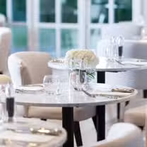 Foto von Sage at Eastwell Manor Restaurant