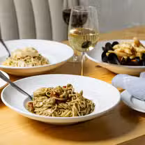 Una foto del restaurante Leo's Italian Social - North Hills